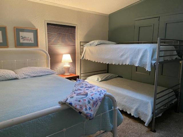 River Falls Lodging -Black Hills, South Dakota 핫 스프링스 외부 사진